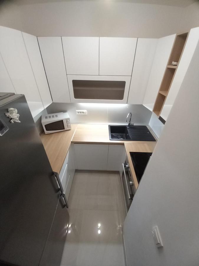 Apartman Lile *